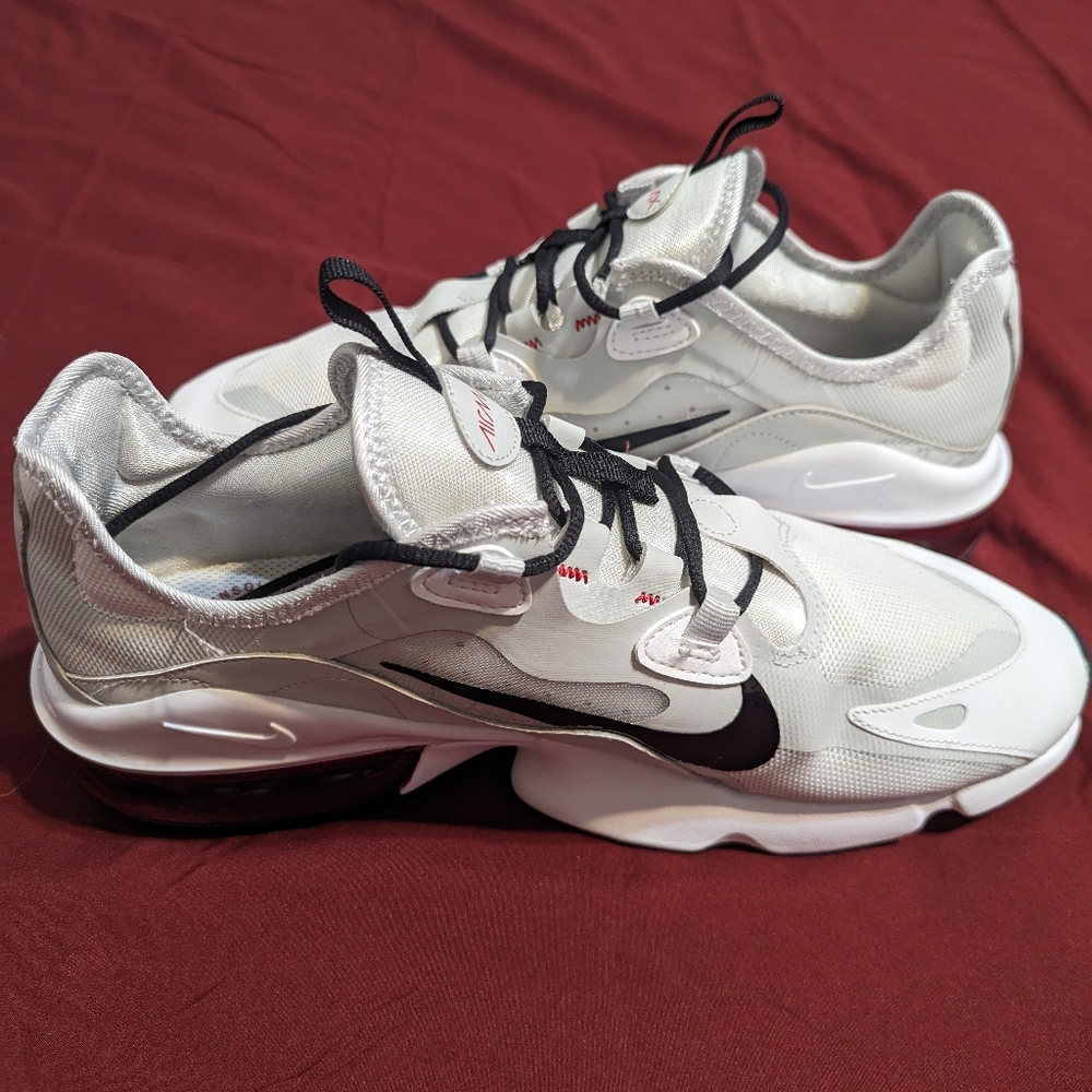 Running shoe